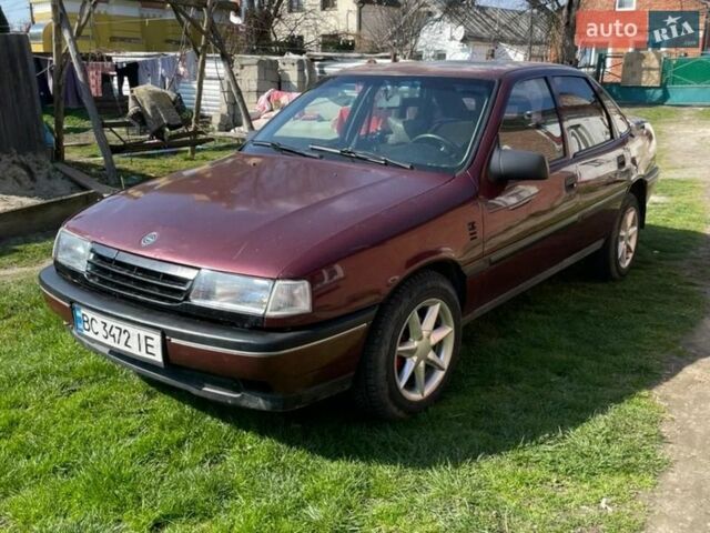 Красный Опель Вектра, объемом двигателя 2 л и пробегом 300 тыс. км за 999 $, фото 1 на Automoto.ua