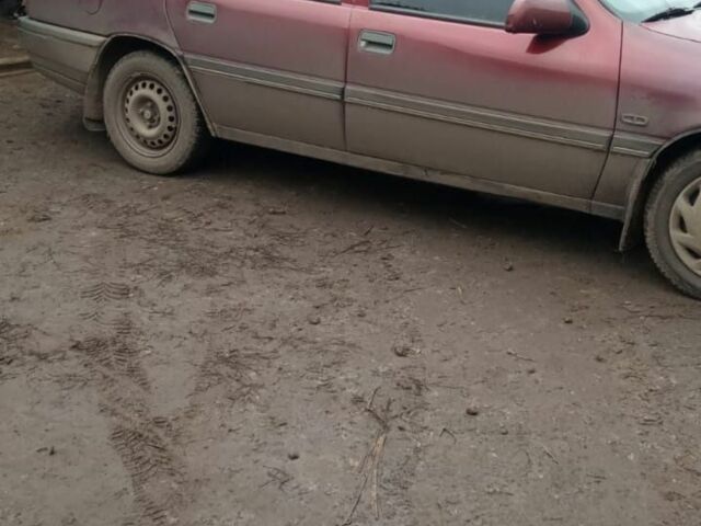 Красный Опель Вектра, объемом двигателя 2 л и пробегом 268 тыс. км за 1500 $, фото 1 на Automoto.ua