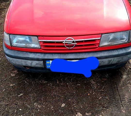 Червоний Опель Вектра, об'ємом двигуна 16 л та пробігом 370 тис. км за 1300 $, фото 1 на Automoto.ua