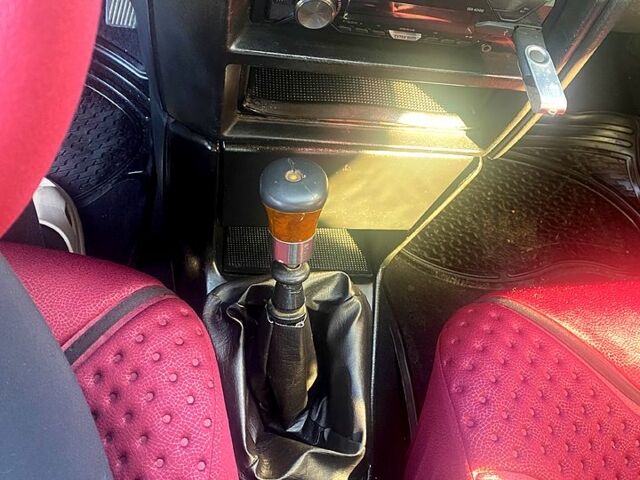 Красный Опель Вектра, объемом двигателя 2 л и пробегом 0 тыс. км за 1450 $, фото 1 на Automoto.ua