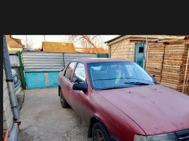 Красный Опель Вектра, объемом двигателя 2 л и пробегом 2 тыс. км за 900 $, фото 1 на Automoto.ua