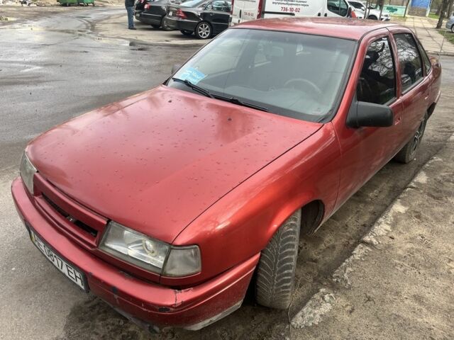 Червоний Опель Вектра, об'ємом двигуна 1.6 л та пробігом 3 тис. км за 600 $, фото 1 на Automoto.ua