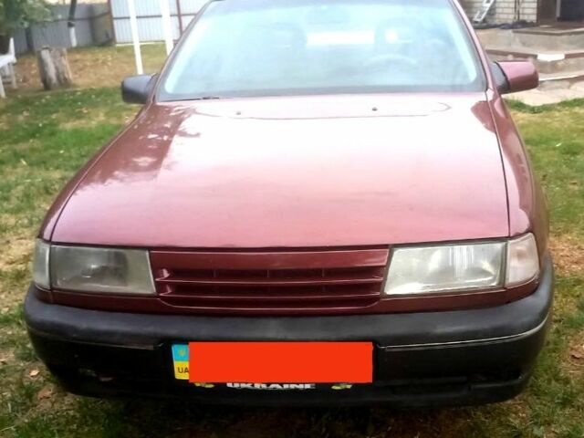 Червоний Опель Вектра, об'ємом двигуна 1.6 л та пробігом 50 тис. км за 1100 $, фото 1 на Automoto.ua