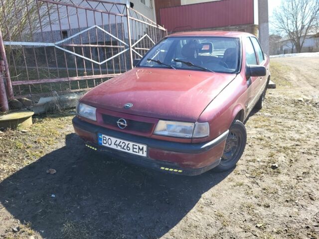 Красный Опель Вектра, объемом двигателя 2 л и пробегом 217 тыс. км за 450 $, фото 1 на Automoto.ua