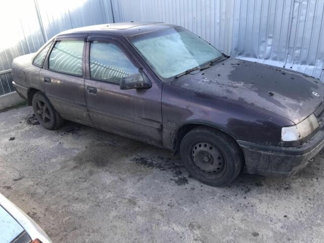 Красный Опель Вектра, объемом двигателя 1.6 л и пробегом 200 тыс. км за 340 $, фото 1 на Automoto.ua