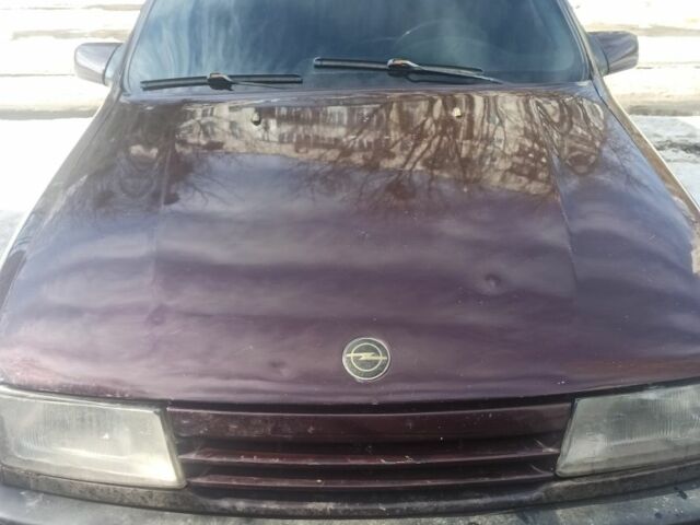 Красный Опель Вектра, объемом двигателя 2 л и пробегом 600 тыс. км за 750 $, фото 1 на Automoto.ua