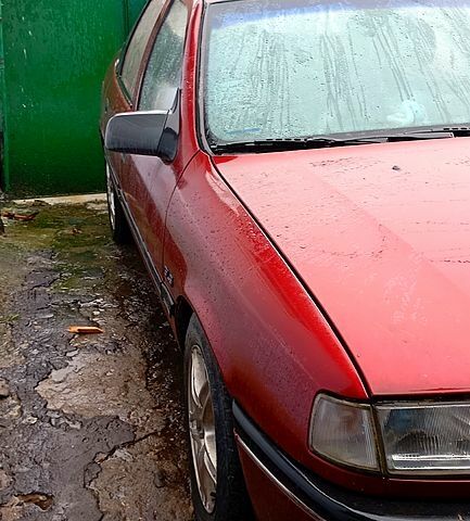 Червоний Опель Вектра, об'ємом двигуна 1.6 л та пробігом 0 тис. км за 1500 $, фото 1 на Automoto.ua