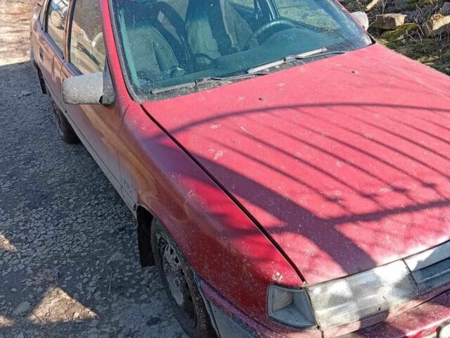 Красный Опель Вектра, объемом двигателя 2 л и пробегом 300 тыс. км за 500 $, фото 1 на Automoto.ua