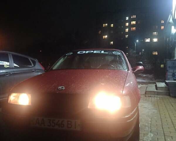 Красный Опель Вектра, объемом двигателя 0 л и пробегом 300 тыс. км за 1000 $, фото 1 на Automoto.ua