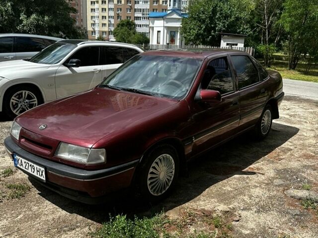 Красный Опель Вектра, объемом двигателя 1.8 л и пробегом 372 тыс. км за 1200 $, фото 1 на Automoto.ua