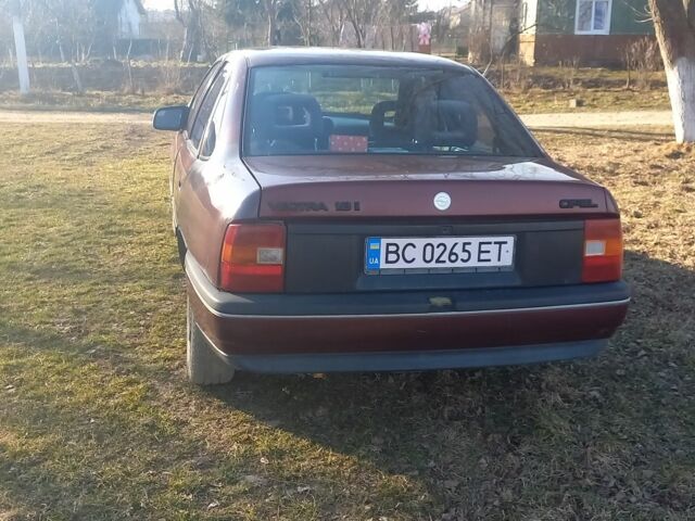 Красный Опель Вектра, объемом двигателя 1.8 л и пробегом 310 тыс. км за 950 $, фото 1 на Automoto.ua