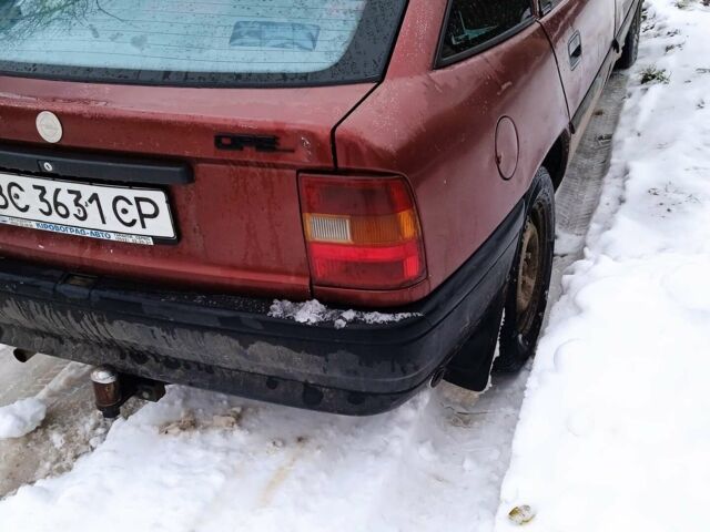 Червоний Опель Вектра, об'ємом двигуна 1.4 л та пробігом 320 тис. км за 1400 $, фото 1 на Automoto.ua