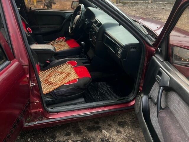 Красный Опель Вектра, объемом двигателя 1.8 л и пробегом 40 тыс. км за 1700 $, фото 1 на Automoto.ua