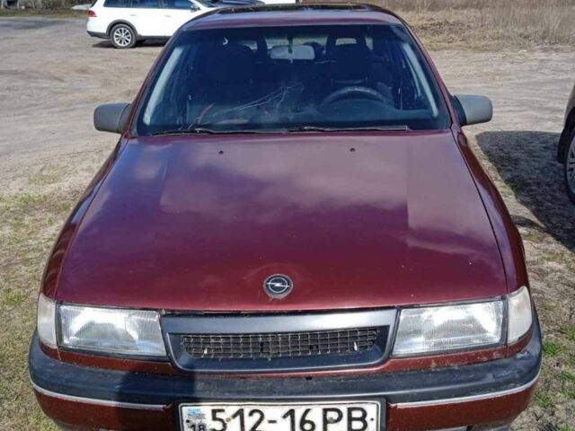Красный Опель Вектра, объемом двигателя 1.8 л и пробегом 350 тыс. км за 1100 $, фото 1 на Automoto.ua
