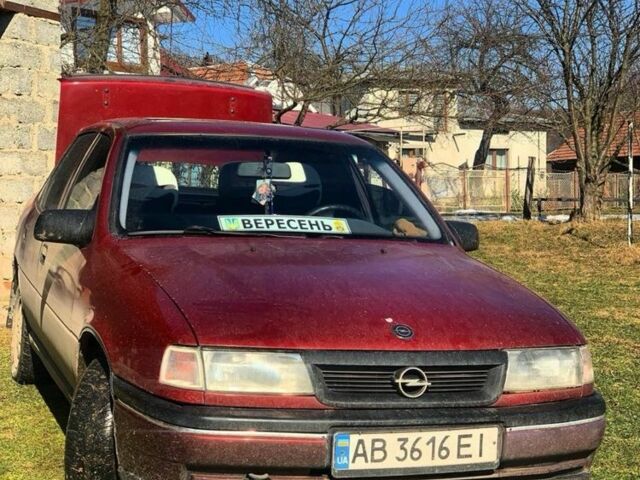 Красный Опель Вектра, объемом двигателя 2 л и пробегом 35 тыс. км за 1200 $, фото 1 на Automoto.ua