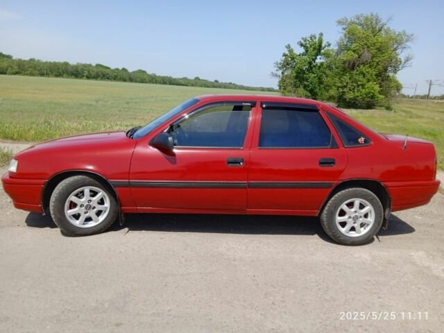 Червоний Опель Вектра, об'ємом двигуна 1 л та пробігом 280 тис. км за 2854 $, фото 1 на Automoto.ua