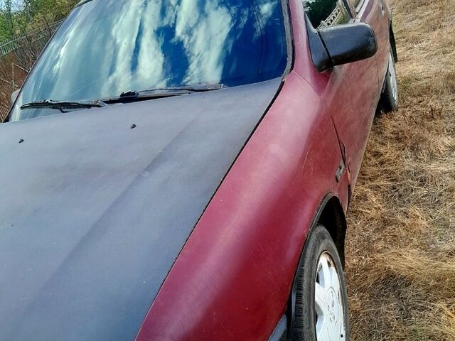 Красный Опель Вектра, объемом двигателя 2 л и пробегом 23 тыс. км за 700 $, фото 1 на Automoto.ua