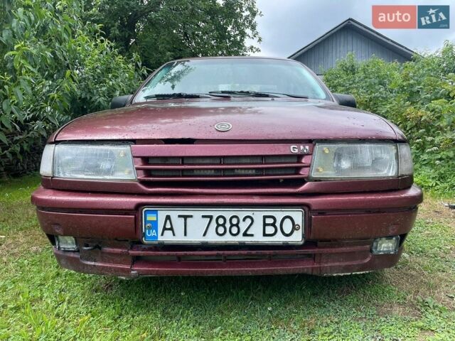 Красный Опель Вектра, объемом двигателя 1.8 л и пробегом 382 тыс. км за 930 $, фото 1 на Automoto.ua