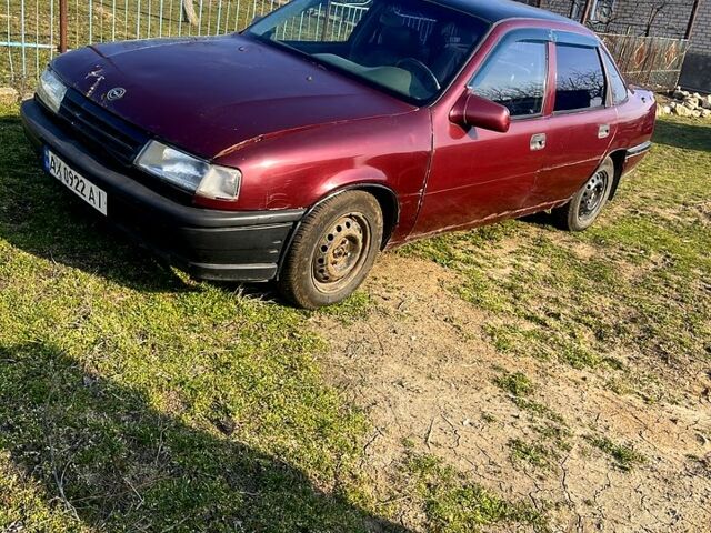 Красный Опель Вектра, объемом двигателя 1.8 л и пробегом 0 тыс. км за 800 $, фото 1 на Automoto.ua