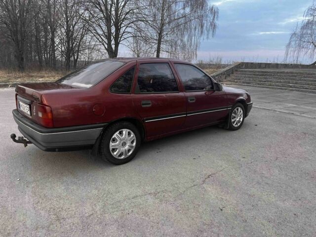 Красный Опель Вектра, объемом двигателя 1.6 л и пробегом 375 тыс. км за 1500 $, фото 1 на Automoto.ua