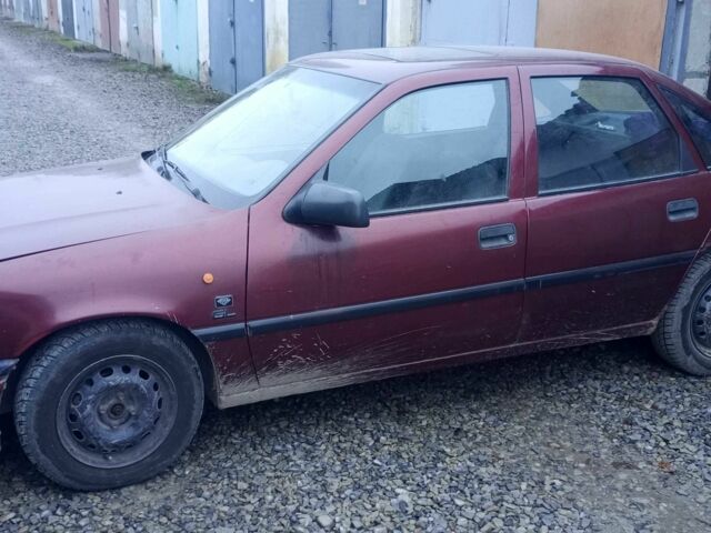 Красный Опель Вектра, объемом двигателя 1.6 л и пробегом 230 тыс. км за 2008 $, фото 1 на Automoto.ua