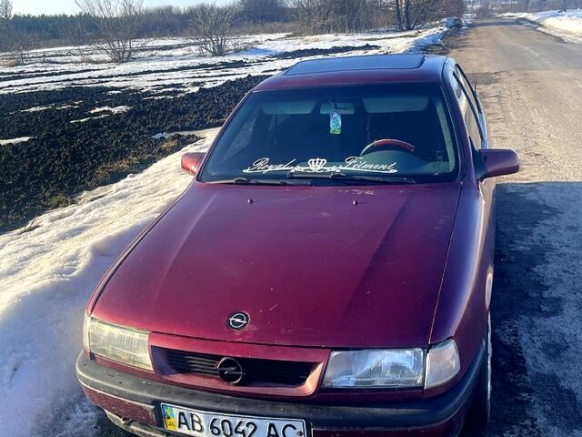Красный Опель Вектра, объемом двигателя 1.8 л и пробегом 0 тыс. км за 1500 $, фото 1 на Automoto.ua