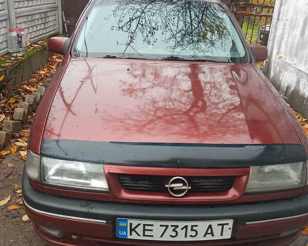 Красный Опель Вектра, объемом двигателя 2 л и пробегом 280 тыс. км за 2500 $, фото 1 на Automoto.ua