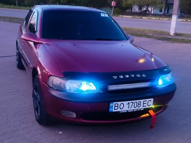Червоний Опель Вектра, об'ємом двигуна 1.6 л та пробігом 365 тис. км за 2300 $, фото 1 на Automoto.ua