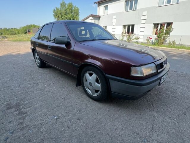 Красный Опель Вектра, объемом двигателя 2 л и пробегом 300 тыс. км за 1999 $, фото 1 на Automoto.ua