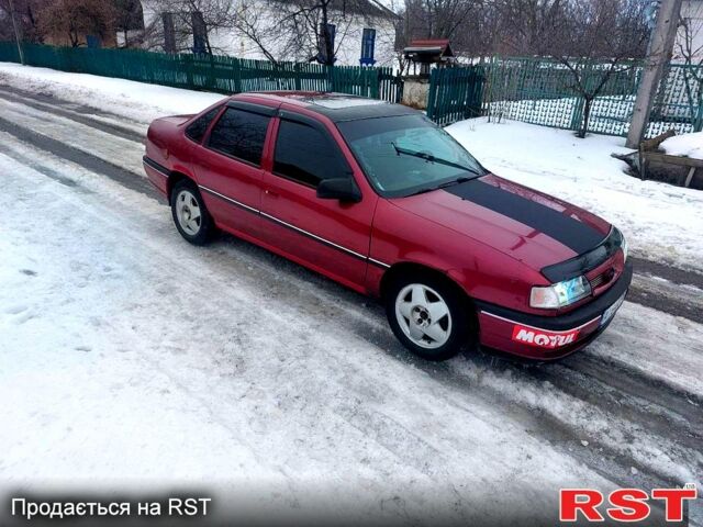 Красный Опель Вектра, объемом двигателя 1.8 л и пробегом 200 тыс. км за 1650 $, фото 1 на Automoto.ua