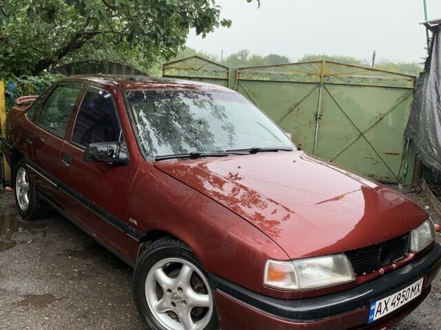 Червоний Опель Вектра, об'ємом двигуна 2 л та пробігом 350 тис. км за 1500 $, фото 1 на Automoto.ua