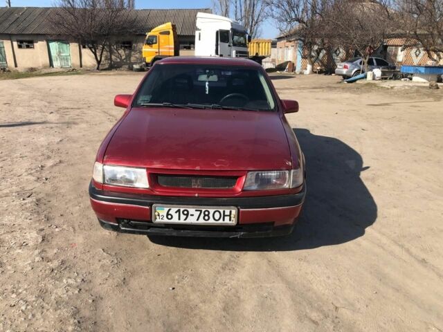 Червоний Опель Вектра, об'ємом двигуна 1.8 л та пробігом 200 тис. км за 1016 $, фото 1 на Automoto.ua