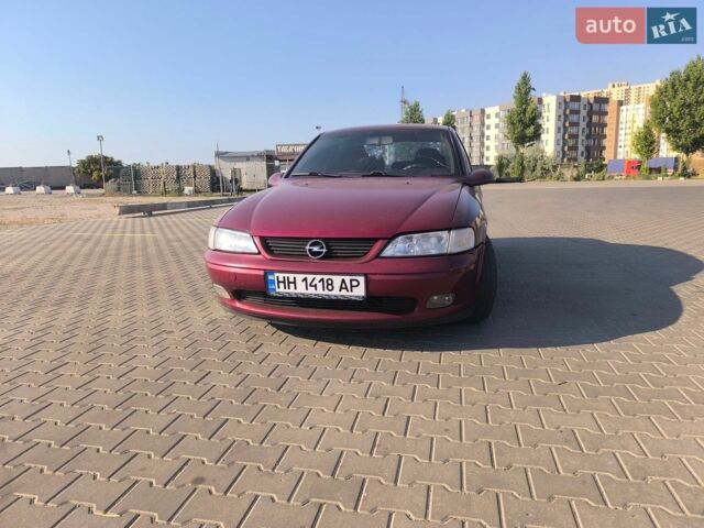 Червоний Опель Вектра, об'ємом двигуна 1.8 л та пробігом 350 тис. км за 2200 $, фото 1 на Automoto.ua