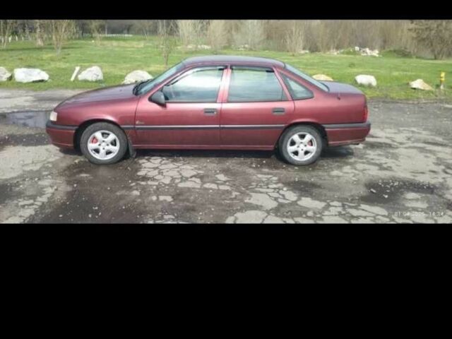 Красный Опель Вектра, объемом двигателя 2 л и пробегом 270 тыс. км за 1630 $, фото 1 на Automoto.ua