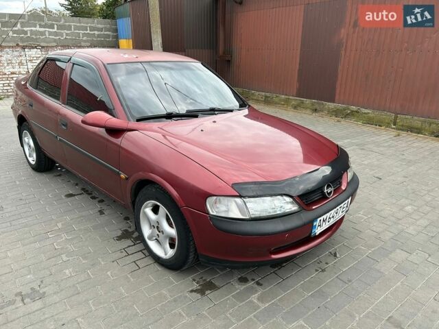 Красный Опель Вектра, объемом двигателя 1.6 л и пробегом 430 тыс. км за 2700 $, фото 1 на Automoto.ua