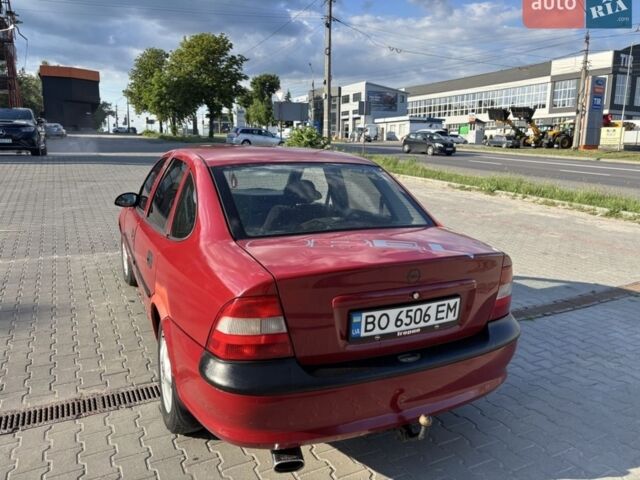 Червоний Опель Вектра, об'ємом двигуна 1.6 л та пробігом 275 тис. км за 1800 $, фото 1 на Automoto.ua