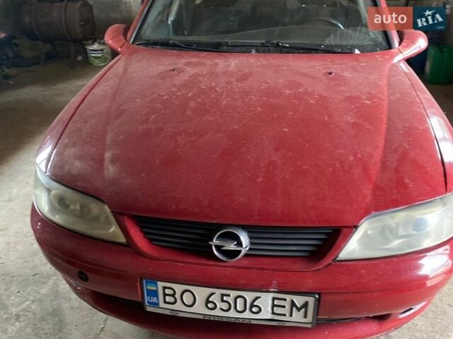 Красный Опель Вектра, объемом двигателя 1.6 л и пробегом 220 тыс. км за 1900 $, фото 1 на Automoto.ua