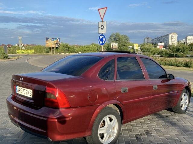Червоний Опель Вектра, об'ємом двигуна 1.6 л та пробігом 400 тис. км за 2400 $, фото 1 на Automoto.ua