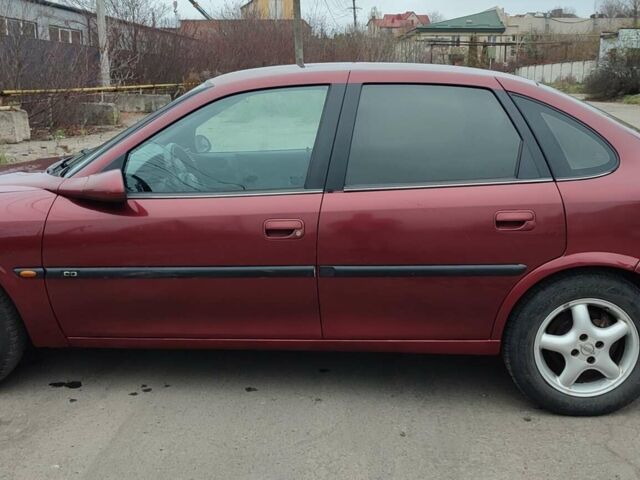 Красный Опель Вектра, объемом двигателя 1.8 л и пробегом 500 тыс. км за 2600 $, фото 1 на Automoto.ua