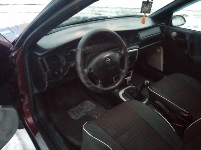 Червоний Опель Вектра, об'ємом двигуна 1.6 л та пробігом 22 тис. км за 2350 $, фото 1 на Automoto.ua