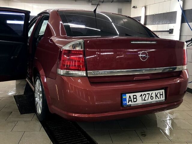 Червоний Опель Вектра, об'ємом двигуна 1.8 л та пробігом 370 тис. км за 5000 $, фото 1 на Automoto.ua