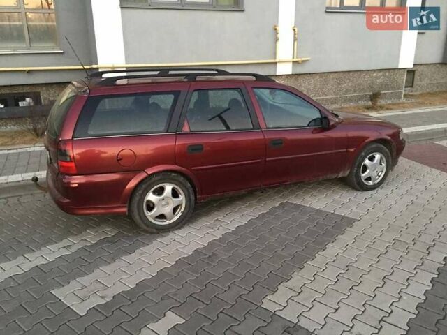 Красный Опель Вектра, объемом двигателя 2 л и пробегом 350 тыс. км за 2668 $, фото 1 на Automoto.ua