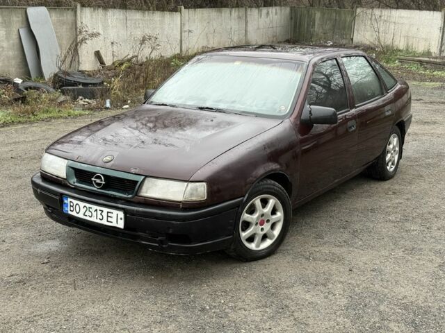 Красный Опель Вектра, объемом двигателя 1.8 л и пробегом 555 тыс. км за 775 $, фото 1 на Automoto.ua
