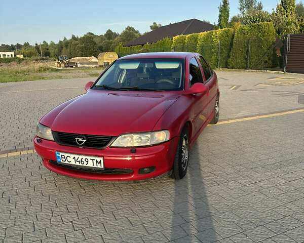 Опель Вектра 2000 в Львове на Automoto.ua Красный Опель Вектра, объемом двигателя 2 л и пробегом 387 тыс. км за 2200 $, фото 1 на Automoto.ua