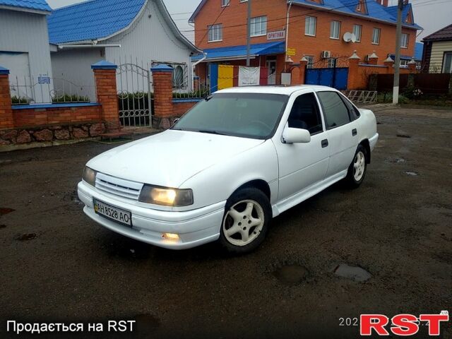 Опель Вектра, об'ємом двигуна 1.6 л та пробігом 370 тис. км за 1000 $, фото 1 на Automoto.ua