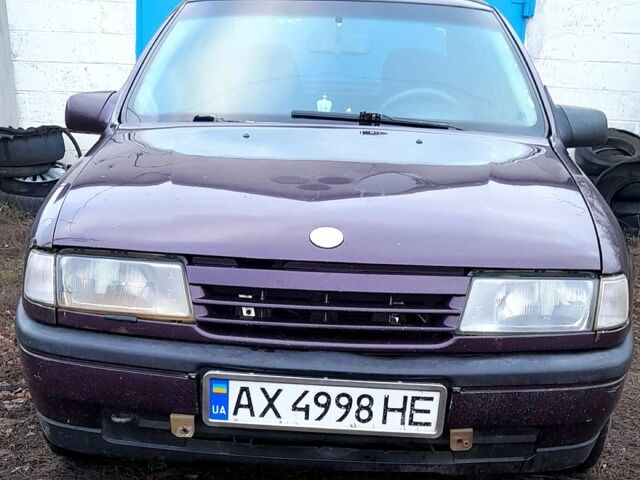 Опель Вектра, объемом двигателя 16 л и пробегом 500 тыс. км за 2200 $, фото 1 на Automoto.ua