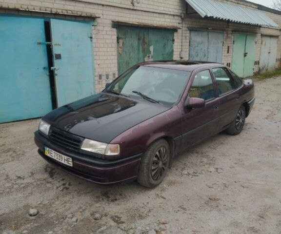 Опель Вектра, объемом двигателя 1.8 л и пробегом 250 тыс. км за 1500 $, фото 1 на Automoto.ua