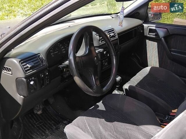 Опель Вектра, об'ємом двигуна 1.6 л та пробігом 360 тис. км за 1000 $, фото 1 на Automoto.ua