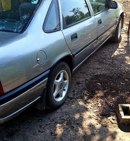 Опель Вектра, объемом двигателя 1.8 л и пробегом 240 тыс. км за 1500 $, фото 1 на Automoto.ua