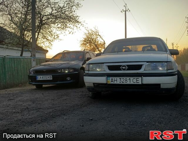Опель Вектра, объемом двигателя 1.8 л и пробегом 210 тыс. км за 1900 $, фото 1 на Automoto.ua